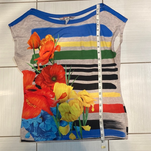 DESIGUAL Floral Tee short sleeves Size : Medium - Picture 8 of 10